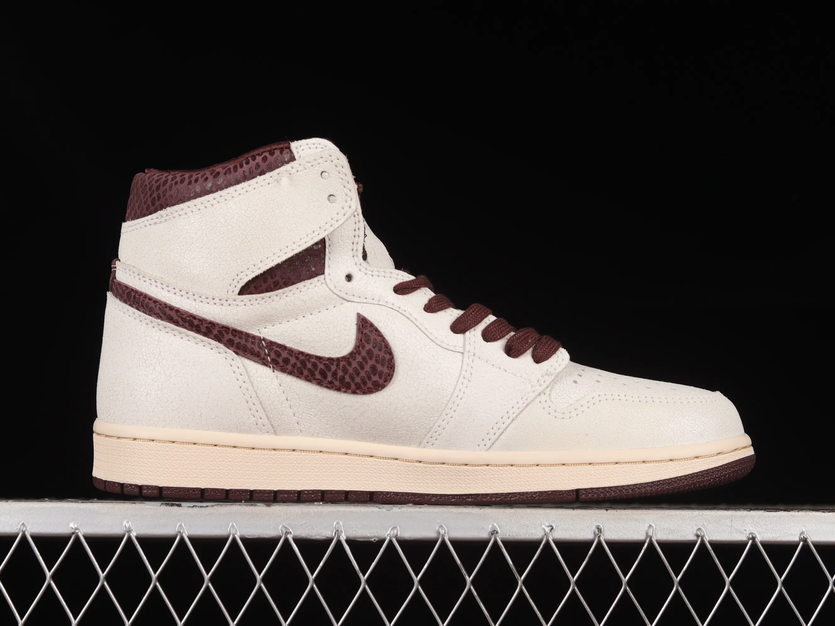 All categories Air Jordan Jordan series basketball shoes Air Jordan 1 High LJR version A Ma Maniere x Air Jordan 1 High OG AJ1 Joe 1 joint model snakeskin pattern high-top basketball shoes DO7097-100